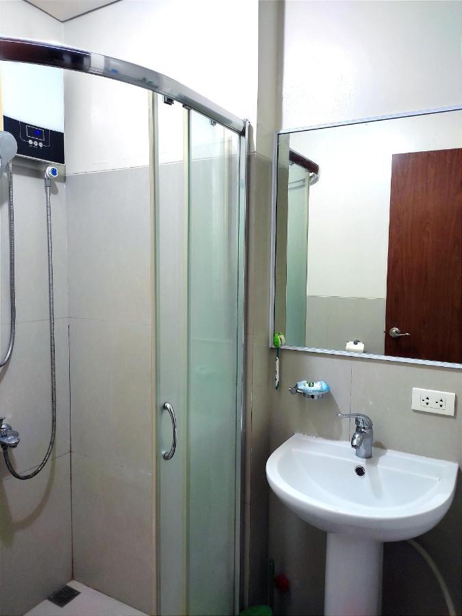 The Beacon Makati Aparthotel มะนิลา ภายนอก รูปภาพ